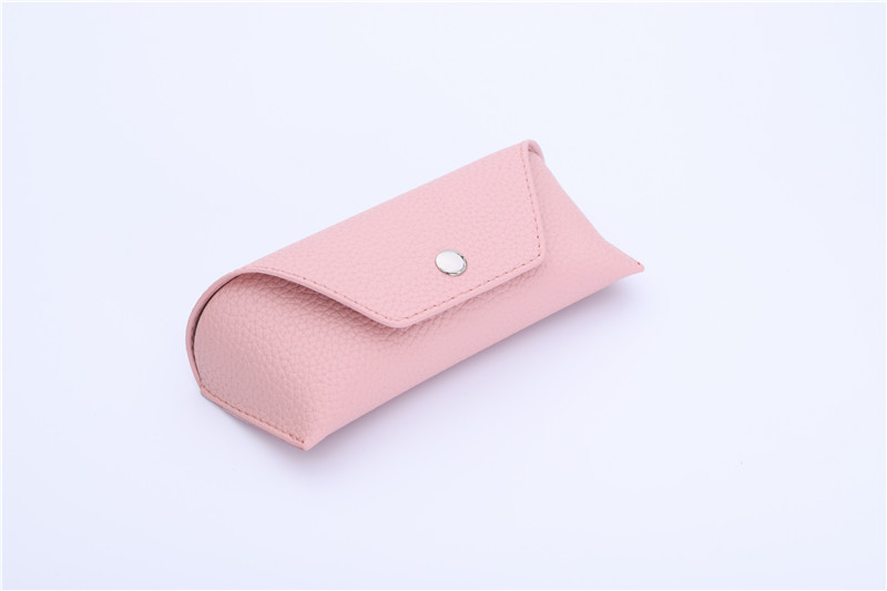 Fashionable Leather Sunglasses Case